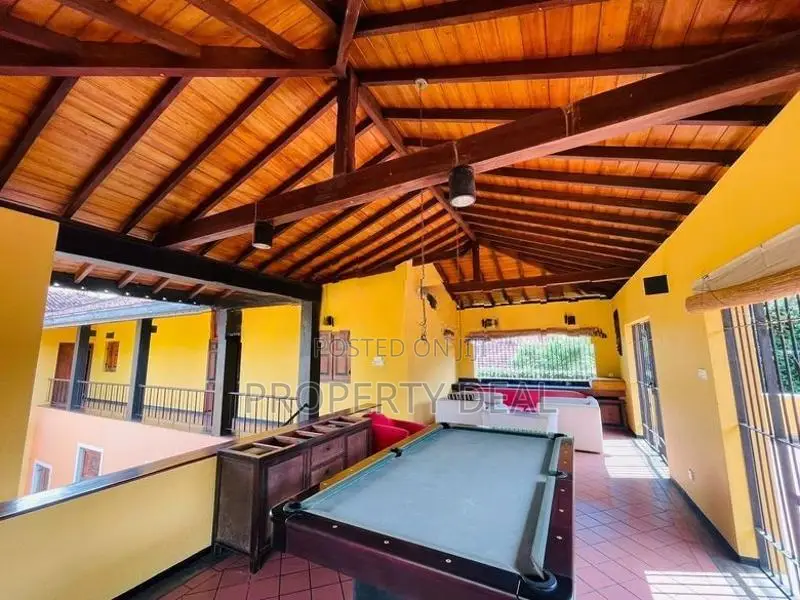 European Antics Style House for Rent Colombo 08 - PDH37