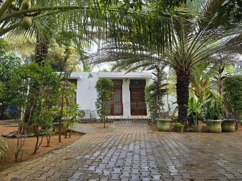 Villa For Sale In Hambantota