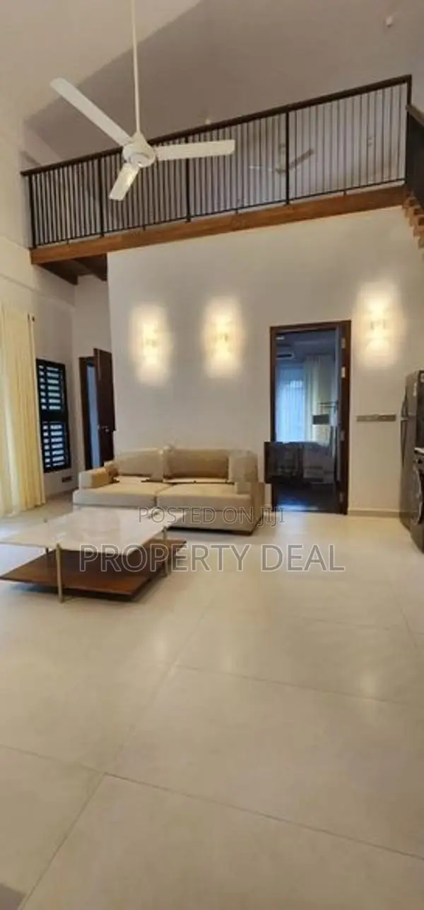 3 Bedrooms Furnished House For Rent in Colombo 7 - PDH77