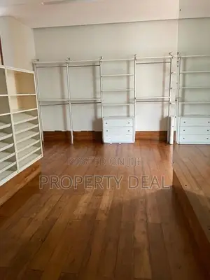 Luxury 5 Bedrooms House for Rent in Colombo 03 - PDH80