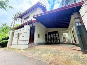 (SR1599) 5.5KW Solar Modern Two-Storey House for Rent in Hokandara