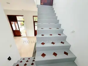 (SR1599) 5.5KW Solar Modern Two-Storey House for Rent in Hokandara