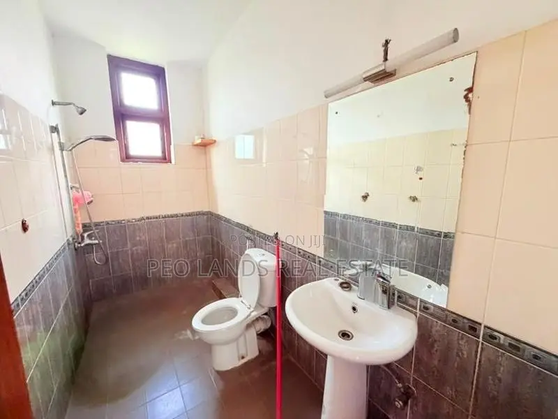 (SR1599) 5.5KW Solar Modern Two-Storey House for Rent in Hokandara