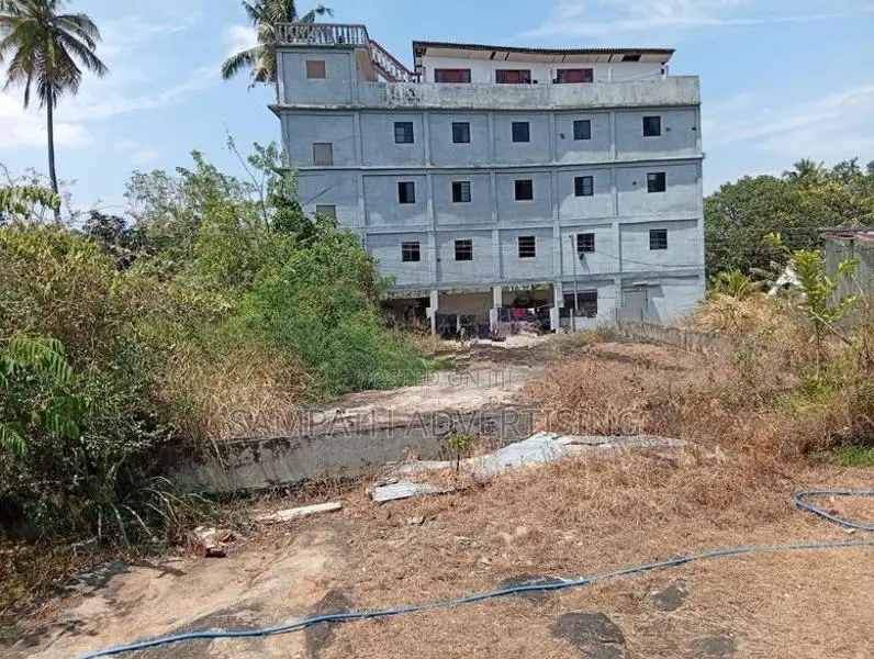 Land for sale in Kurunegala