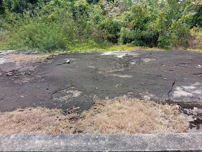 Land for sale in Kurunegala