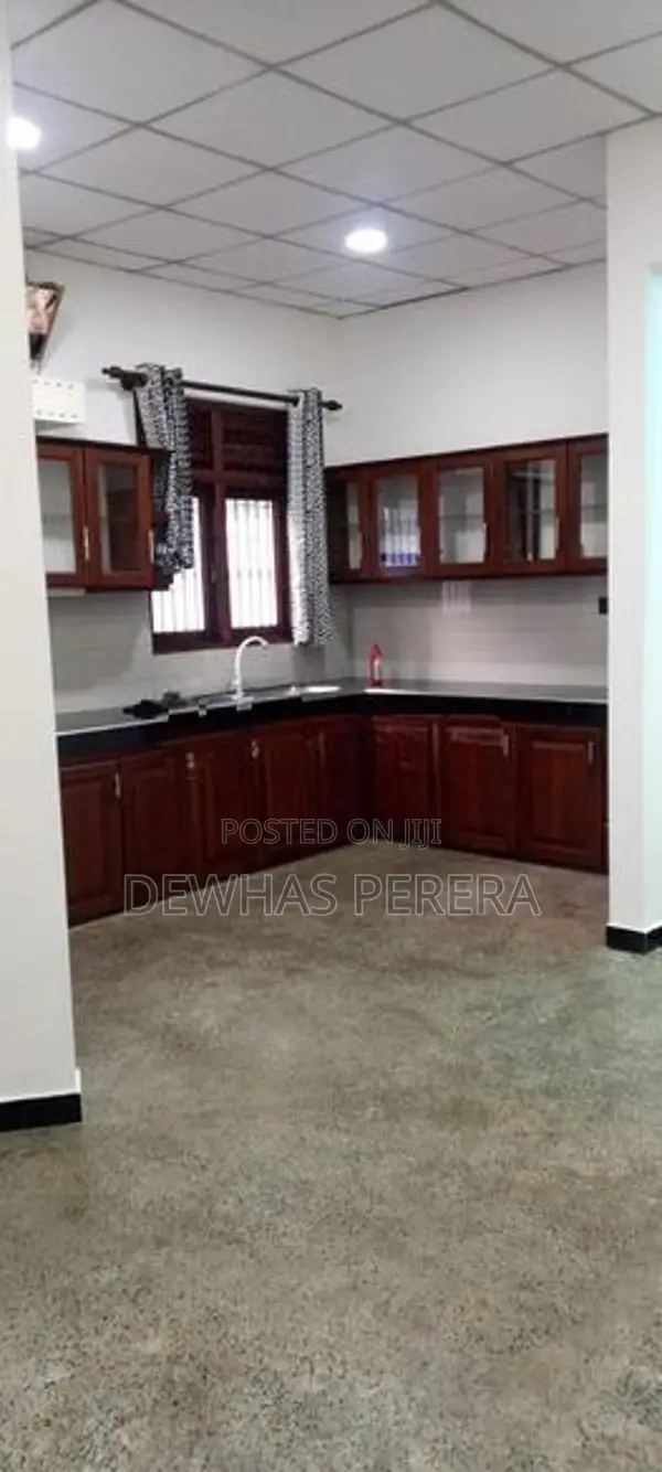brand new Morden house sale with solar power tewatta ragama