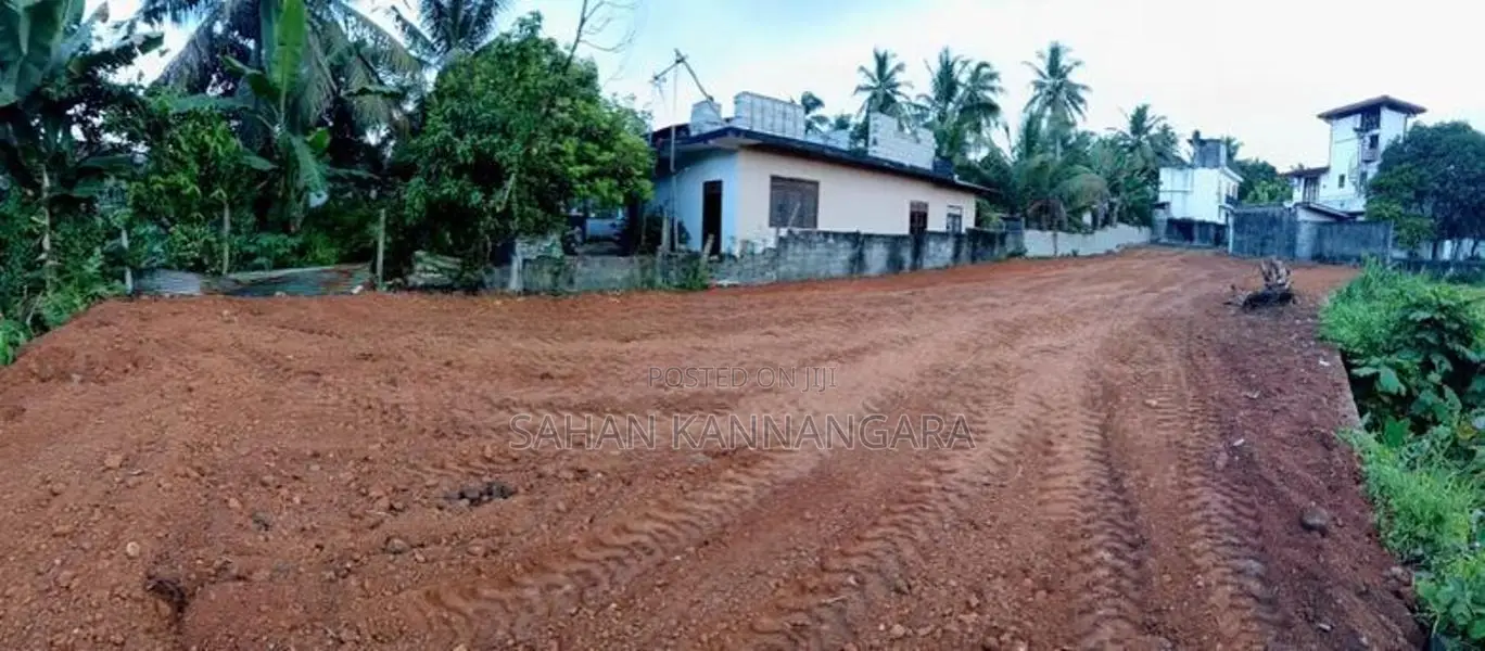 Well Maintained Land in Kaduwela