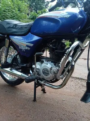 Bajaj Boxer 2005