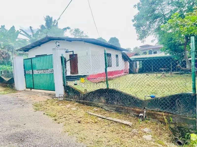 quick sale newly renewed House polghahena ragama