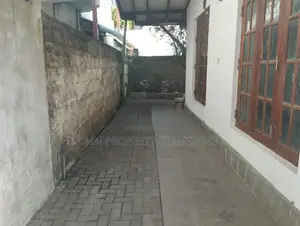 Valuable Land for Sale Thalawatugoda