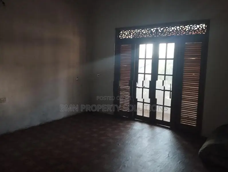 Valuable Land for Sale Thalawatugoda