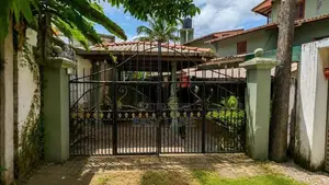 හෝකන්දරින් සුඛෝපභෝගී තෙමහල් නිවසක් විකිණීමට