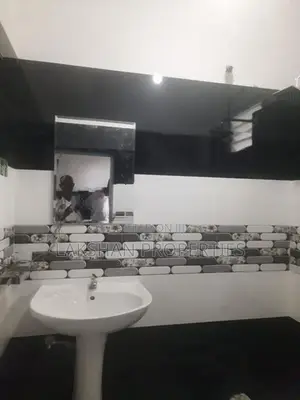 Ground Floor House For Rent In Boralesgamuwa Lake Road