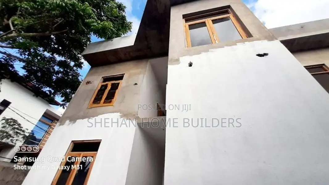 Brand new three storey houses for sale in weligampitiya