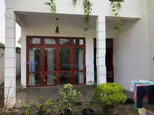 Two Story House For Rent In Piliyandala