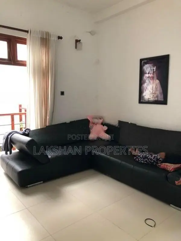 Two Story House For Rent In Piliyandala
