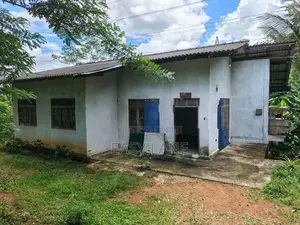 Land with House for Sale Kosgama