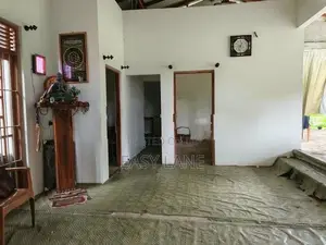 Land with House for Sale Kosgama