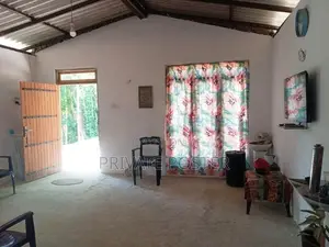House For Sale - Pilimathalawa
