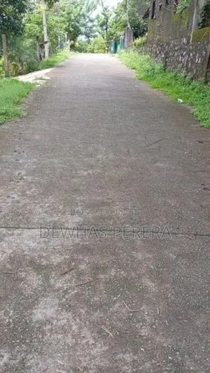land for sale cheap price polghahena road hapugoda Kandana