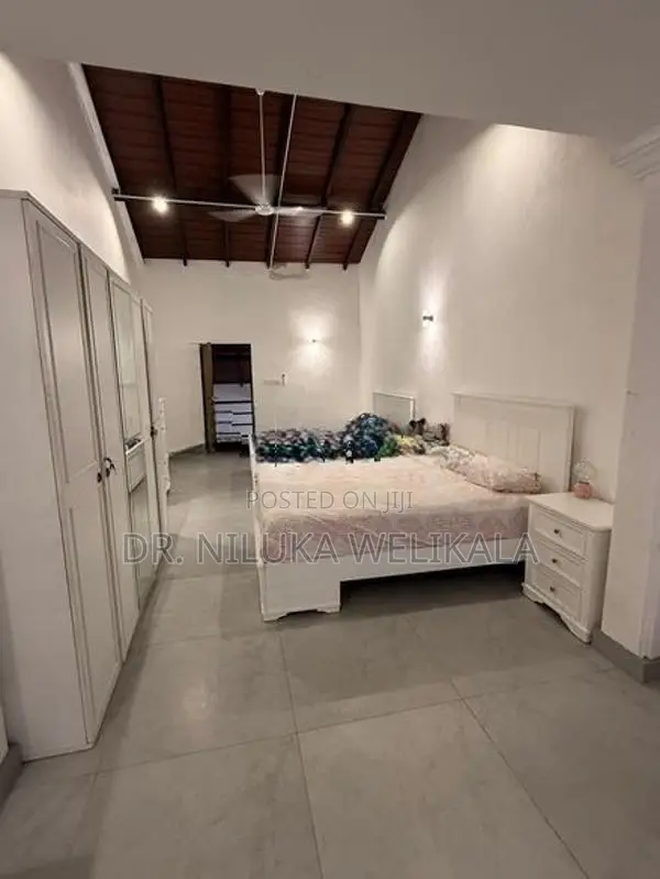 Luxurious house for rent in Colombo 07