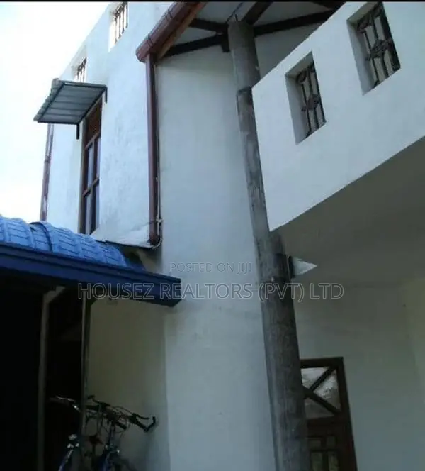 Spacious 3-Storey House for Rent in Thalangama North, Malabe