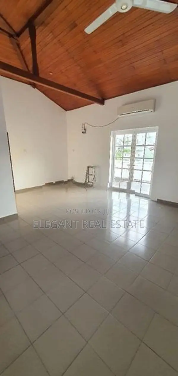 08 Bedroom 02 Storied Luxury House for Sale in Colombo 03 (A1141)