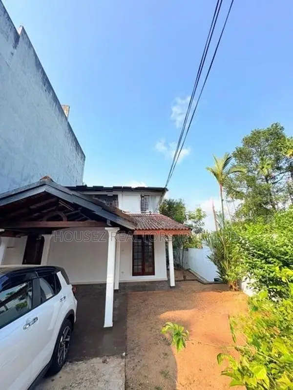 Newly Refurbished 4-Bedroom House for Sale – Depanama, Pannipitiya