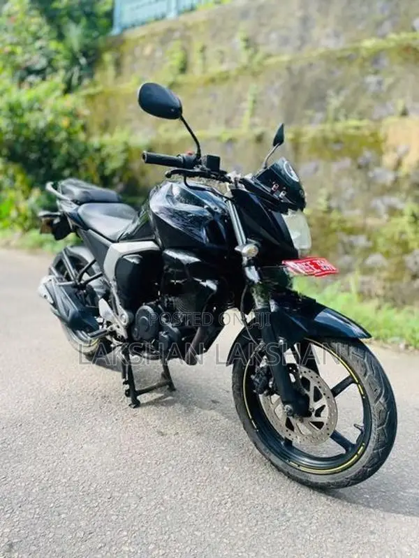 Yamaha FZS V1 2015