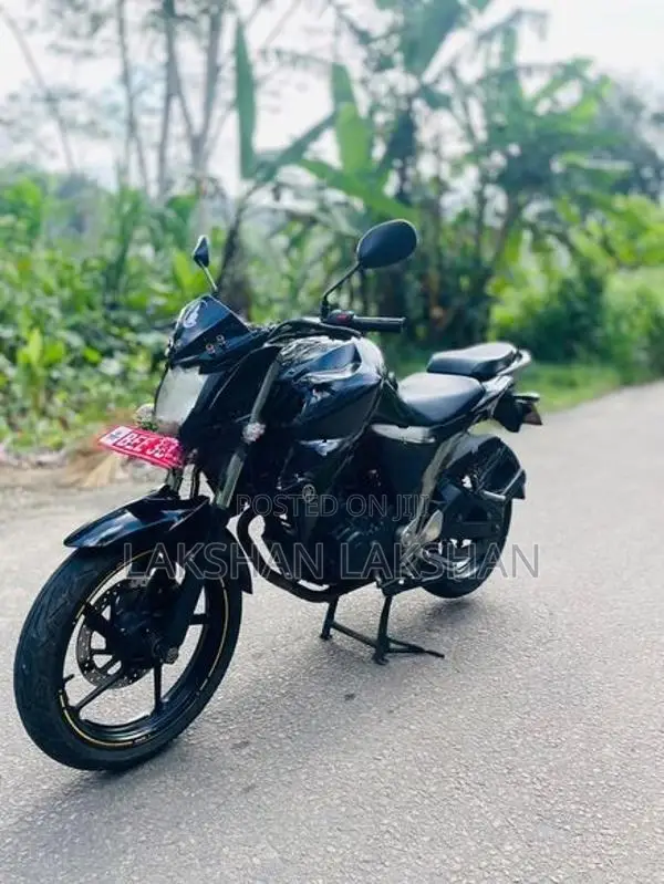 Yamaha FZS V1 2015