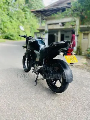 Yamaha FZS V1 2015