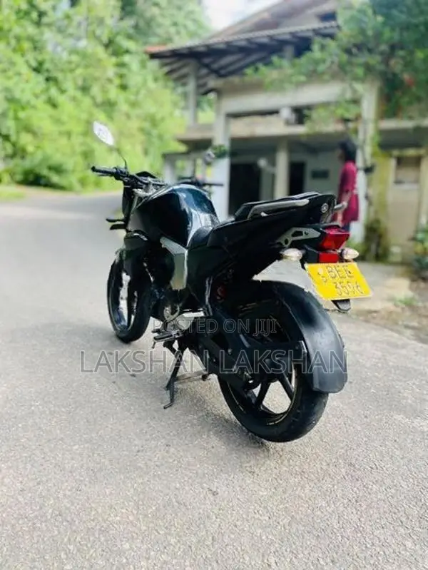 Yamaha FZS V1 2015