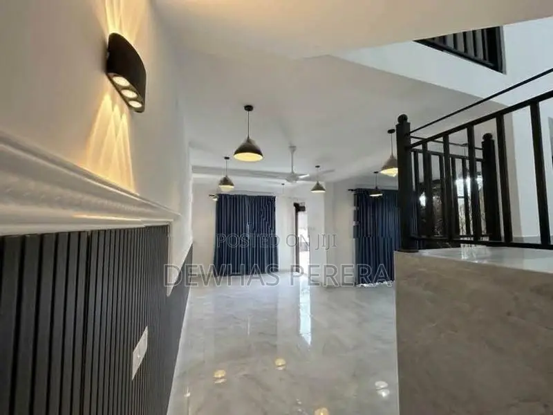 2 story morden new house sale batuwatta ragama