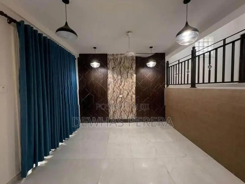 2 story morden new house sale batuwatta ragama