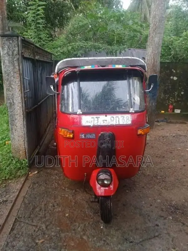 Bajaj RE 2 Stroke 2005