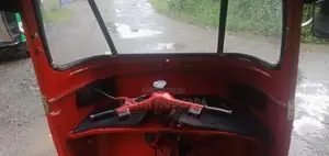 Bajaj RE 2 Stroke 2005