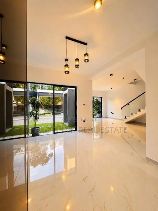 3 Story House For Sale In Wattala Welisara