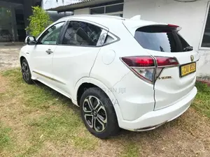 Honda Vezel 2016