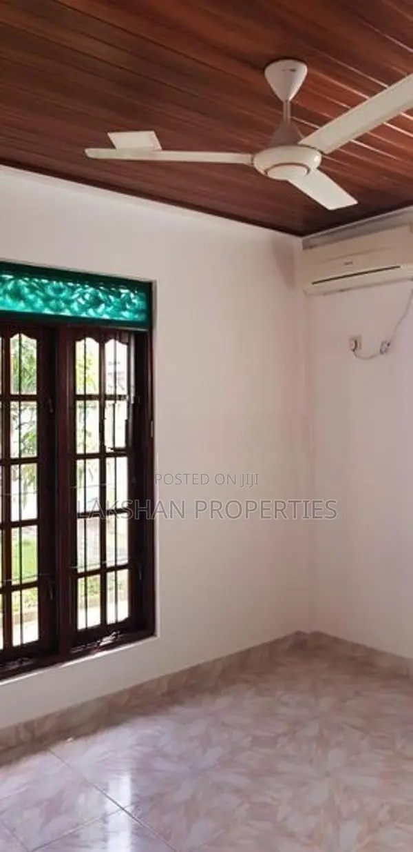 House For Sale In Boralesgamuwa werahera