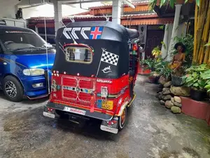 Bajaj RE 4 Stroke 2010