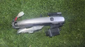 TOYOTA ALLION 260 DOOR HANDLE FRONT LH