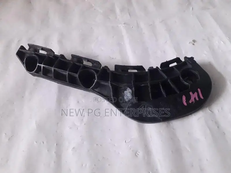 Toyota Axio NZE141 Buffer Retainer Front LHS