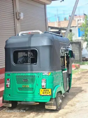 Bajaj RE 2025