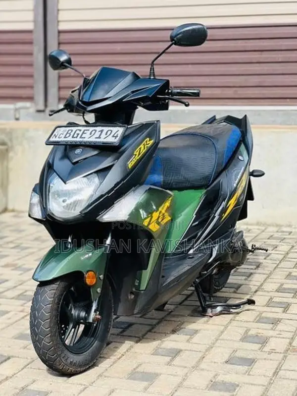 Yamaha RayZR 2018
