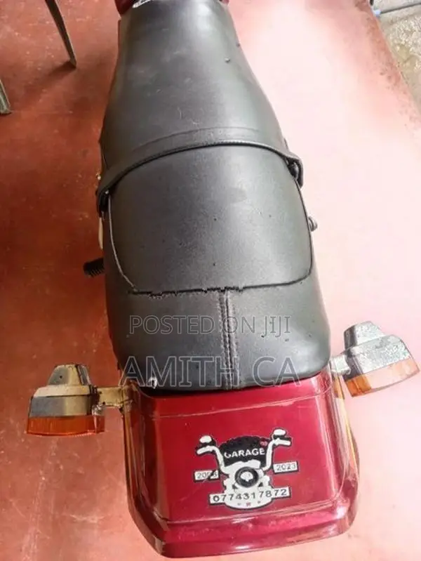 Suzuki GS 125 1998