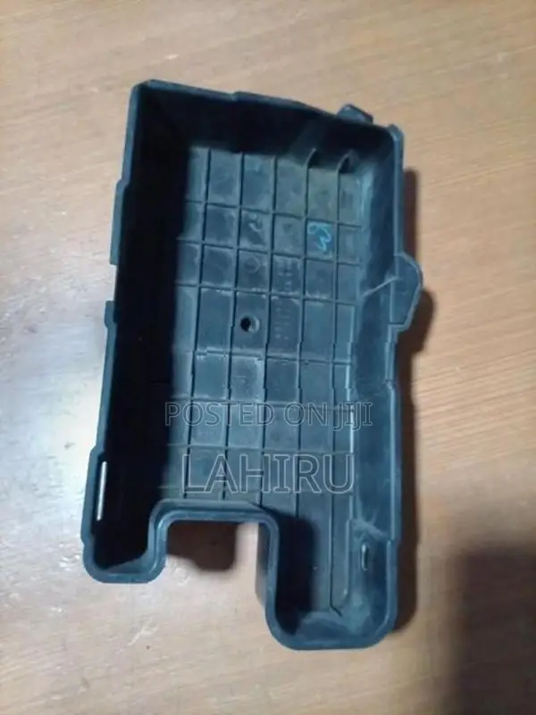 Honda Fit GP5 Battery Case