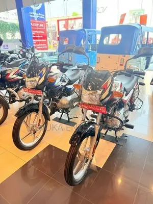 Bajaj CT100 2026