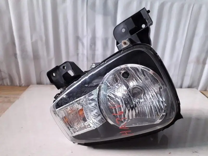 Suzuki Alto HA36 Headlight RHS