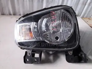 Suzuki Alto HA36 Headlight RHS