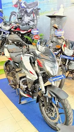 Bajaj Pulsar NS200 2026